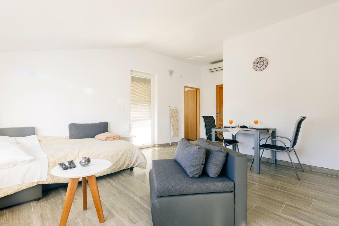 Apartments Luce Zadar Exterior foto